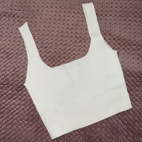 White Ribbed Crop Top - Picture 2 of 3